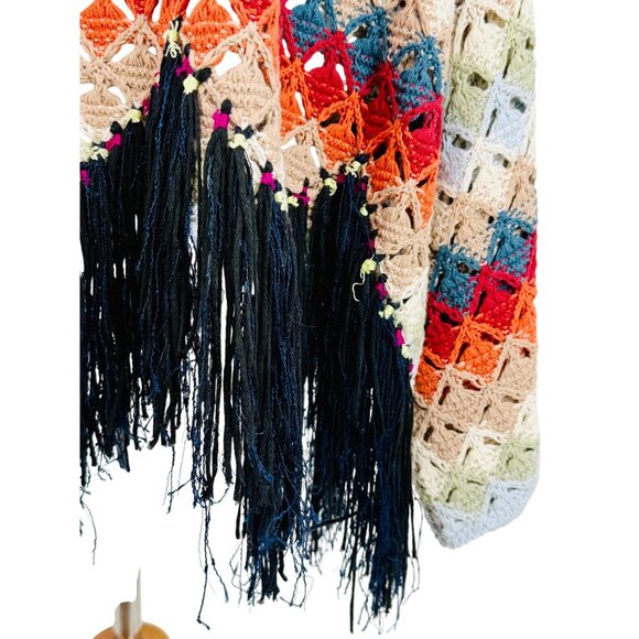 Free People Crochet Fringe Scalloped Hem Knit Poncho Top | Coastal Cowgirl Boho - Picture 10 of 16